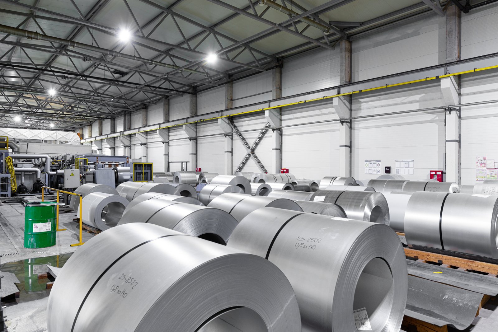 Bird’s-eye view of AKS plant showcasing annealing lines and stainless steel coil distribution for global industrial supply.